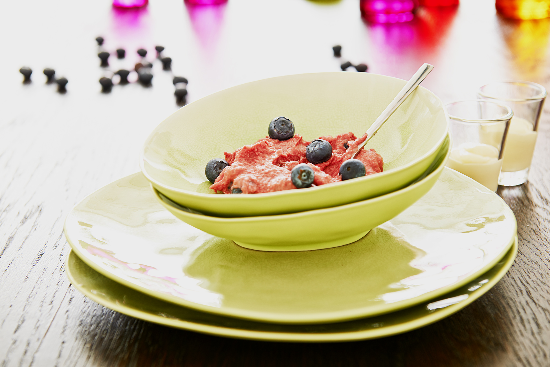 Berry cream with egg liqueur