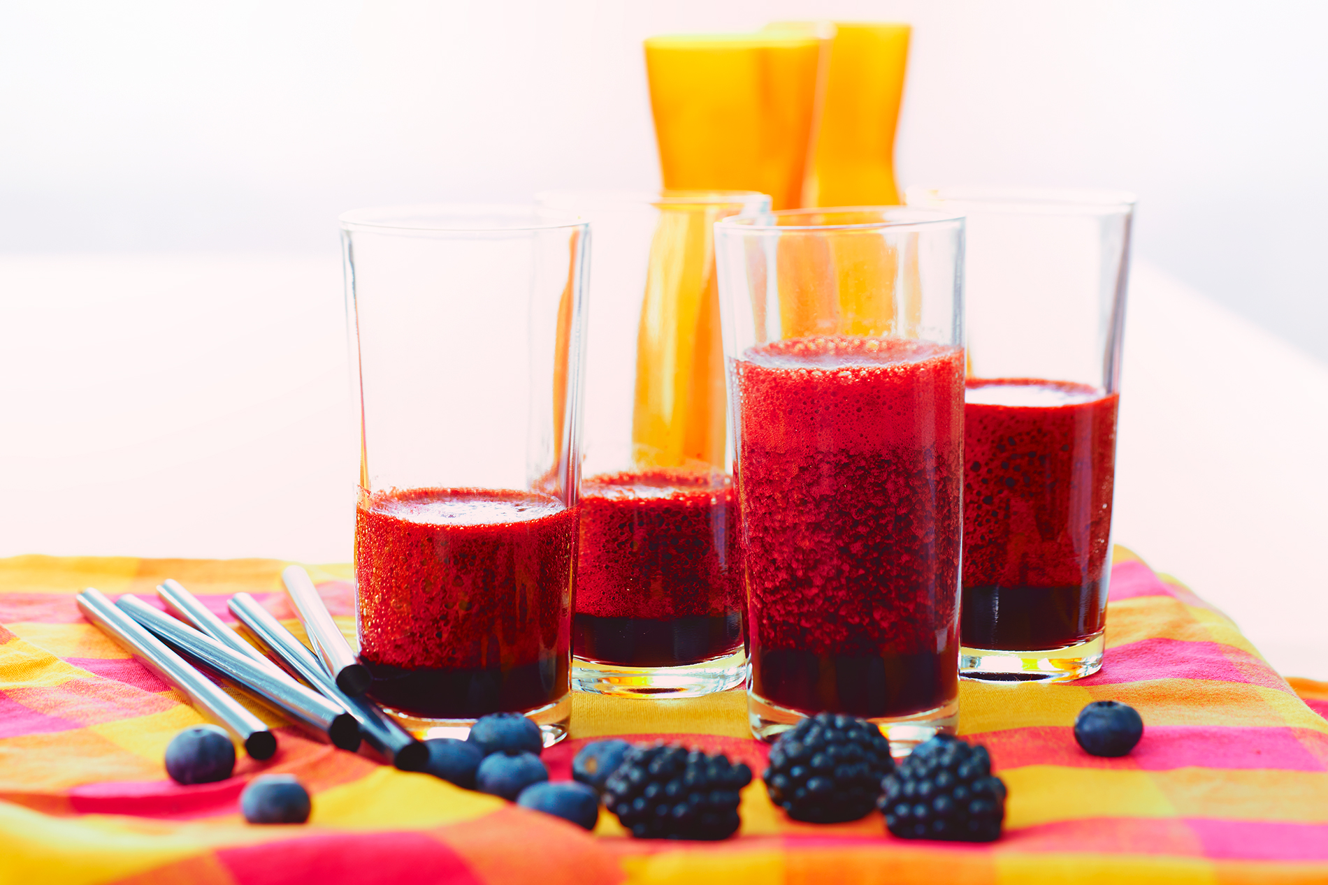 Smoothie mit Sommerbeeren und Rote Beete