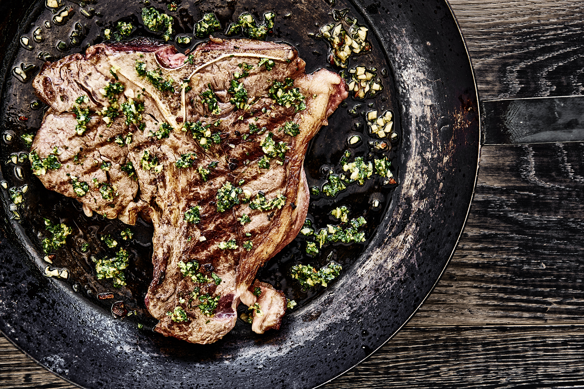 T-Bone-Steak mit Zitronen-Gremolata