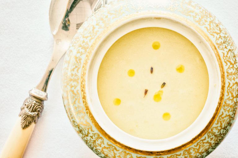 Vichyssoise mit Lavendel und Orangenöl